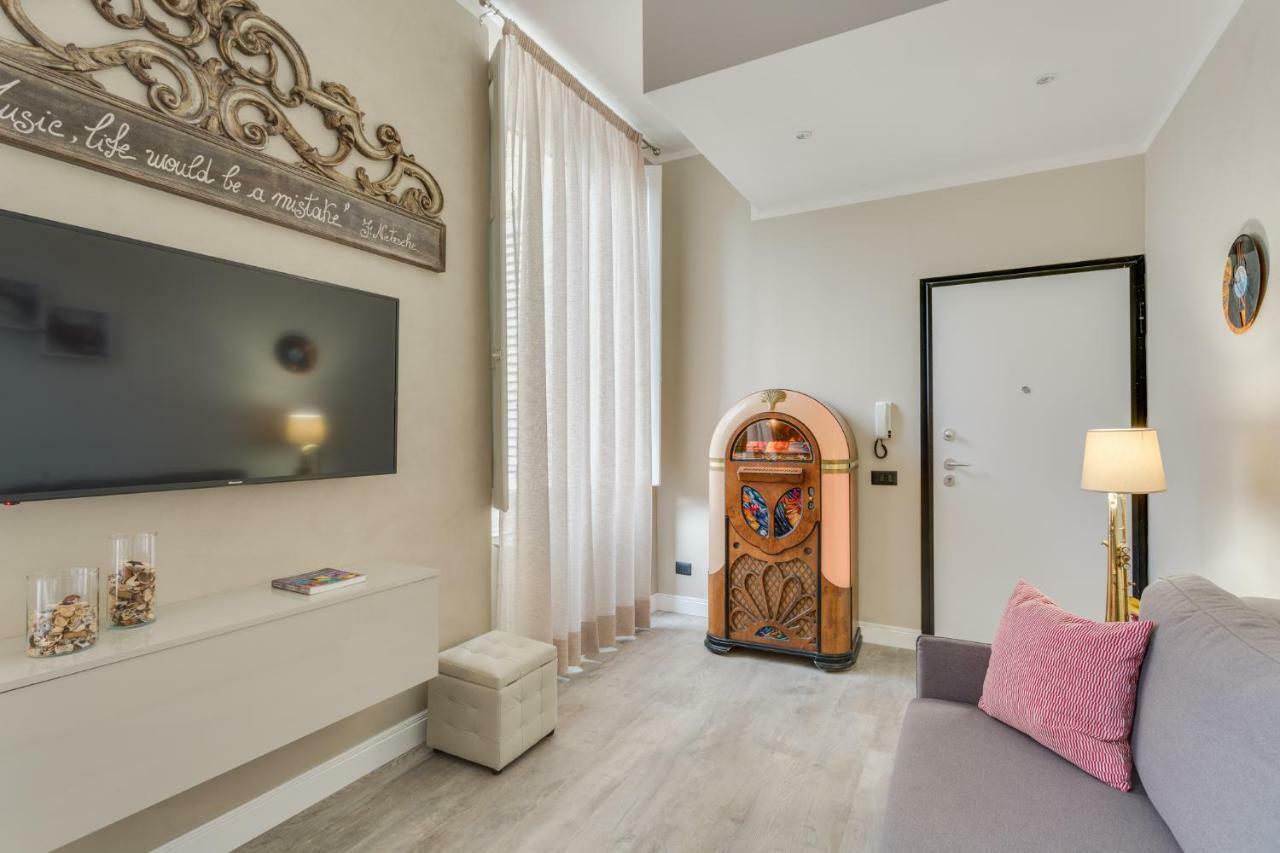 Cherubini Palace Thematic Apartment Firenze Bagian luar foto