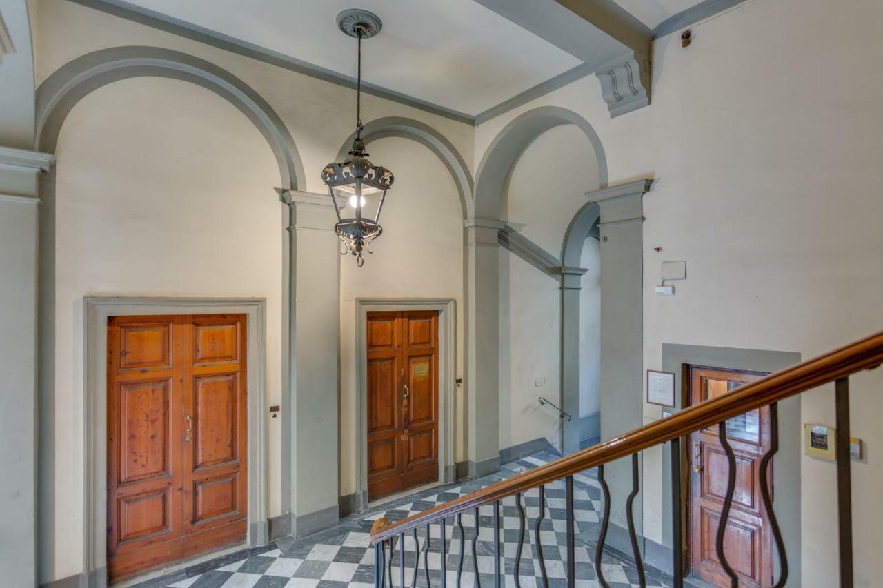 Cherubini Palace Thematic Apartment Firenze Bagian luar foto