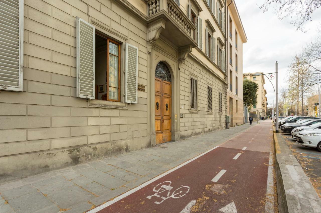 Cherubini Palace Thematic Apartment Firenze Bagian luar foto